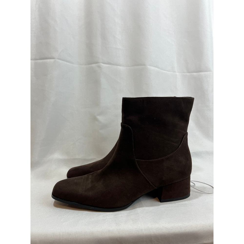 Universal Thread Women Brown Faux Suede Square Toe Block Heel Ankle Boots Size 7
